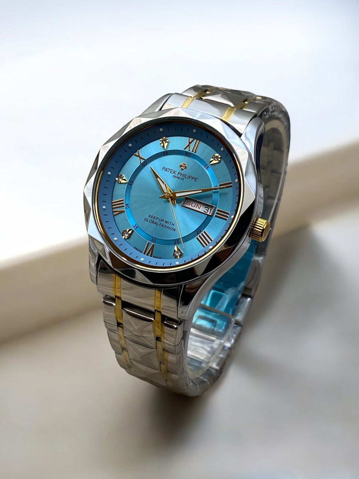 Luxury Genève Inspired Blue Dial Two-Tone Wristwatch