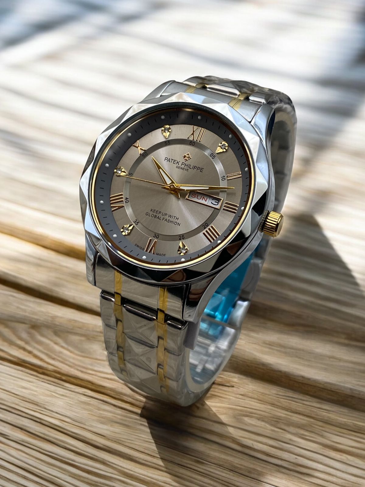 Luxury Genève Inspired Blue Dial Two-Tone Wristwatch