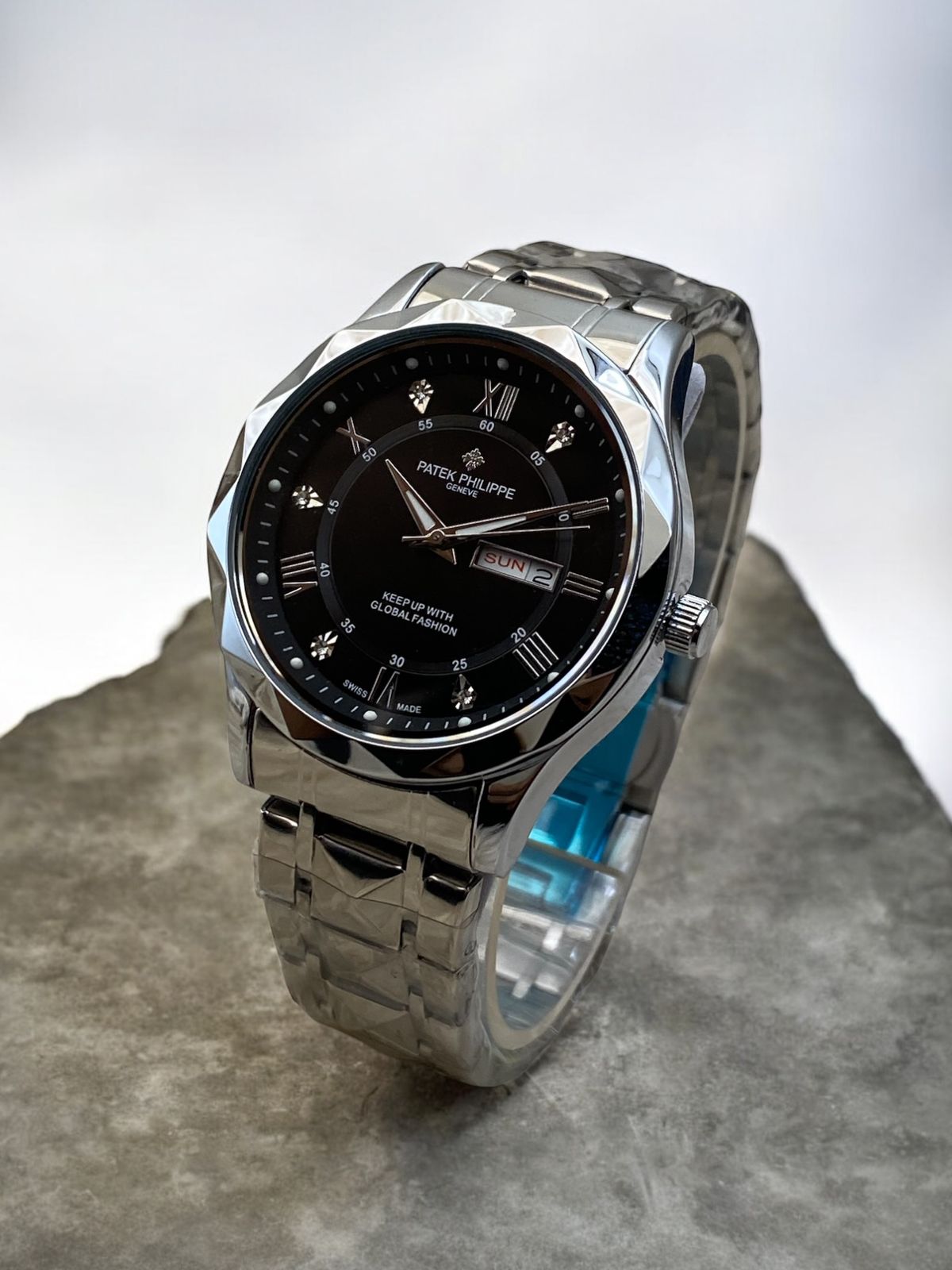 Luxury Genève Inspired Blue Dial Two-Tone Wristwatch